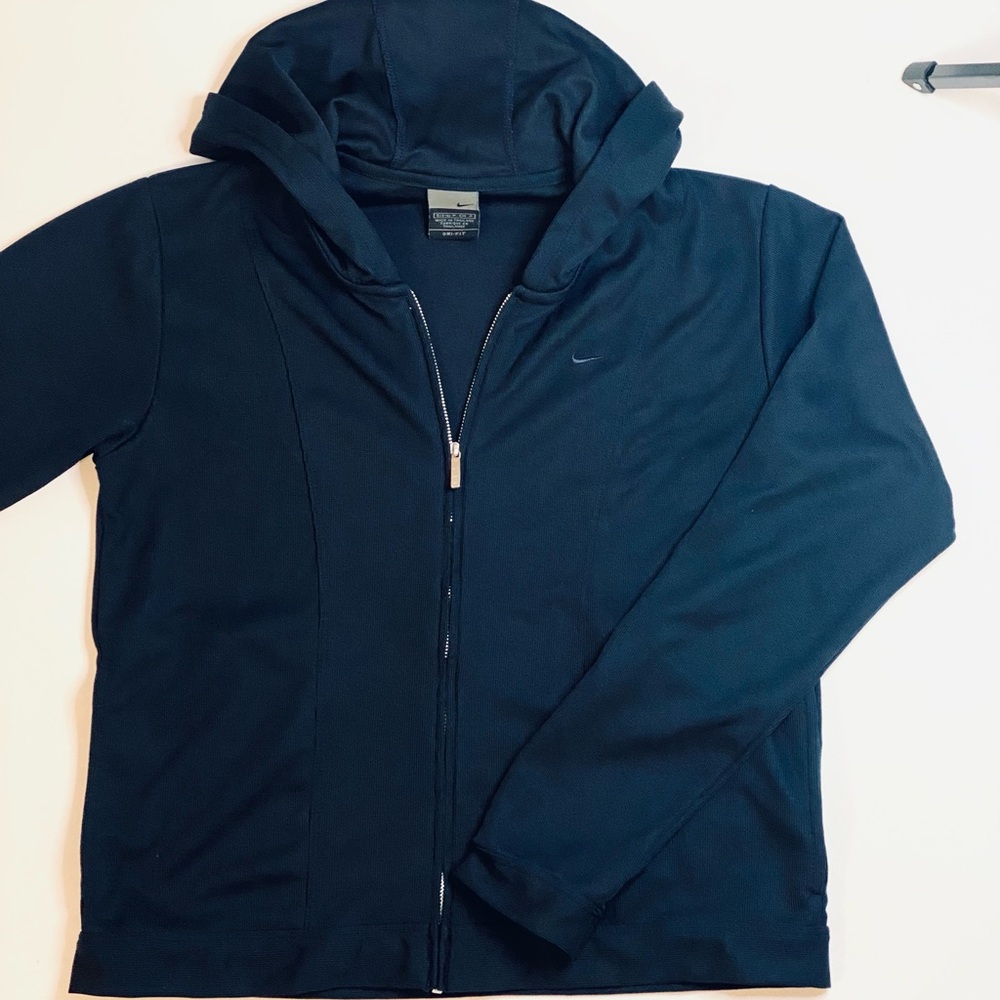 Nike Dri-FIT Full Zip Jacket | Athletic Zip-Up | Minimal Swoosh | Athleisure